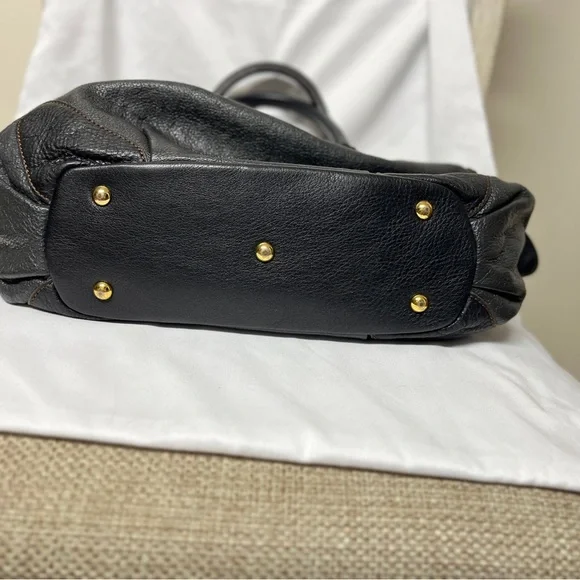 MCM Black Leather Women's Bag, EUC, COA, so soft, 13x9x4”, great interior - Picture 4 of 14